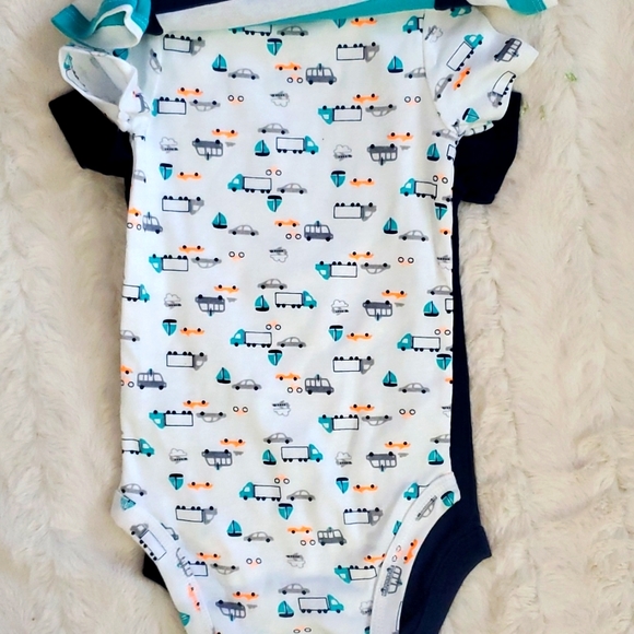 NWT Carter's 9M Onesie 3 Pack - Picture 4 of 7